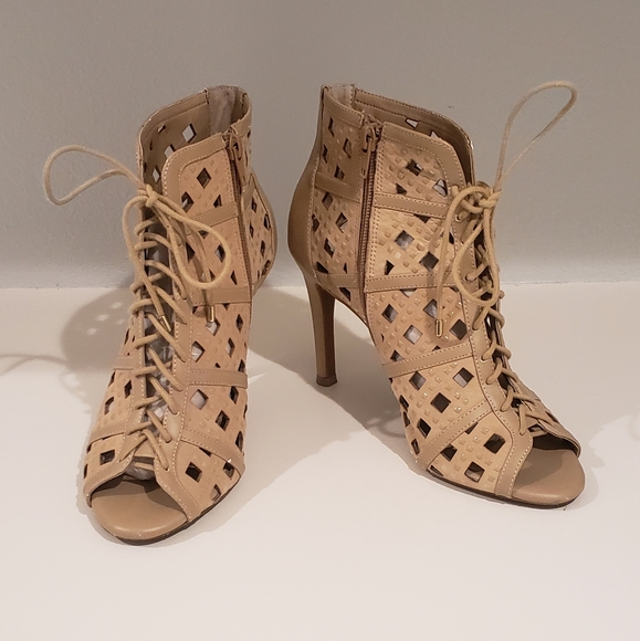 Gianni Bini Shoes - NWOT Gianni Bini Laser-cut Peep Toe Booties